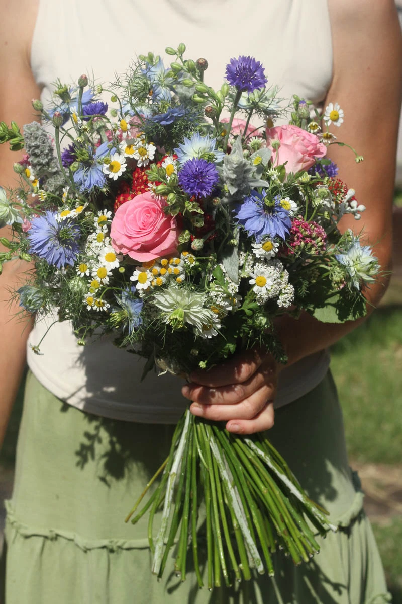 Luční svatební kytice pro nevěstu